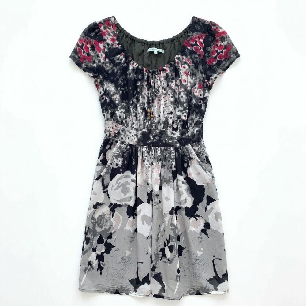 Urban Outfitters Kimchi Blue Floral Fit & Flare Dress Gray Black Pink Womens XS